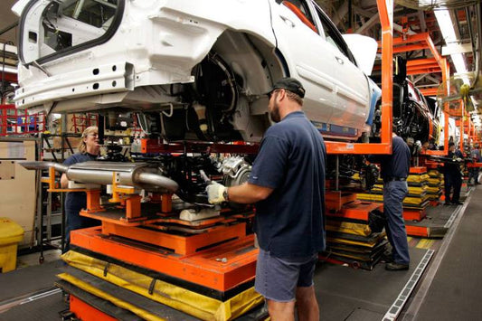 Choosing The Right Work Glove In The Automotive Industry