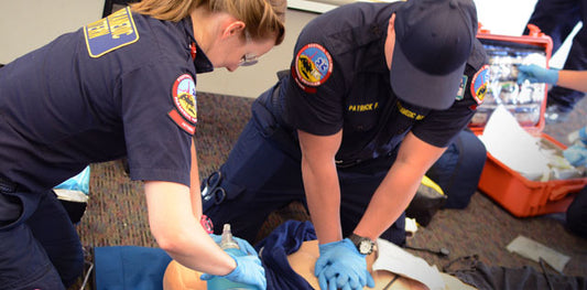 Proper Glove Procedures for EMS Workers
